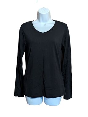 Serra Long-Sleeve V-neck Tee